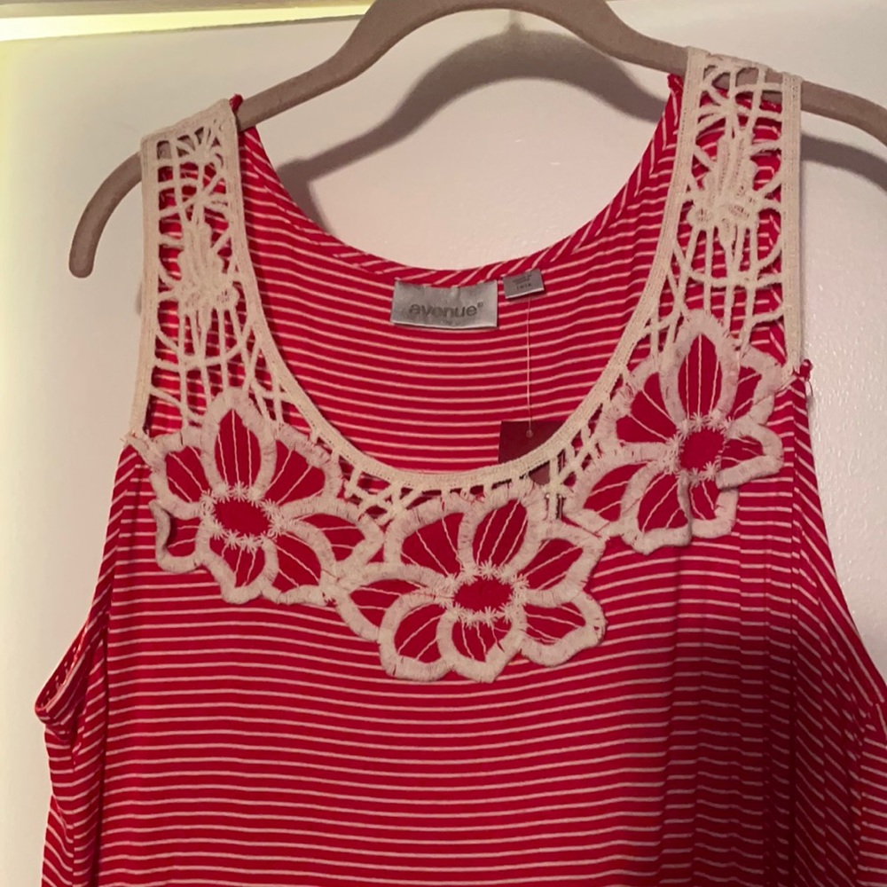 Red and white plus size swing top